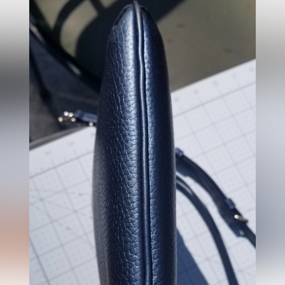 COACH Swingpack Metallic Blue Pebble Leather CrossBody Bag EUC - Picture 9 of 14